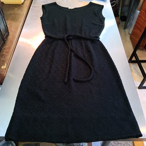 Saks Fifth Avenue Dresses & Skirts - Beautiful 1950's Vintage Saks Fifth Avenue Black Scallop Knit Dress